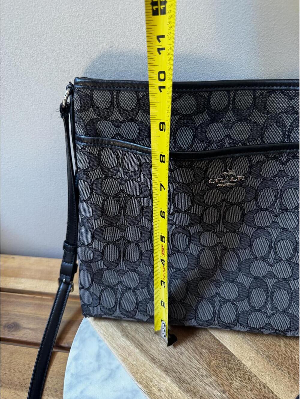 Coach Signature Canvas North South File Bag Crossbody – Black/Smoke F58285